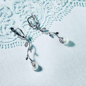 Ivy Pearl Earrings Onlyway Jewelry London